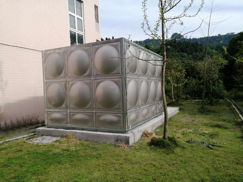 利川矩形不锈钢保温水箱